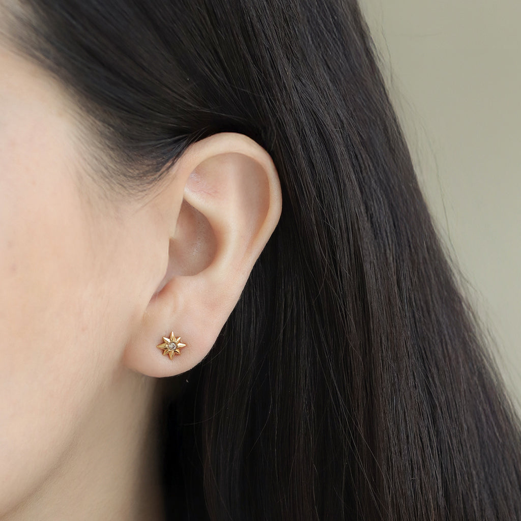Aretes Sirius Oro Amarillo 14K con Diamantes.