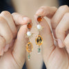 Aretes Yellow Venus Oro Amarillo 14K con Cuarzos, Perlas, Citrinos, Zafiros y Diamantes.