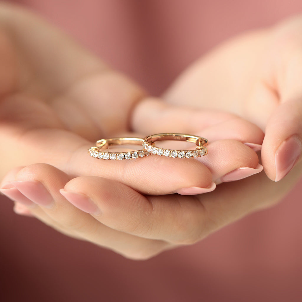 Arracadas Nia Bold L Oro Amarillo 14K con Diamantes.