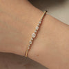 Brazalete Orion Oval Oro Amarillo 14K con Diamantes.