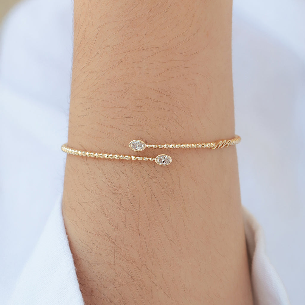 Brazalete Astra Oro Amarillo 14K con Diamantes.