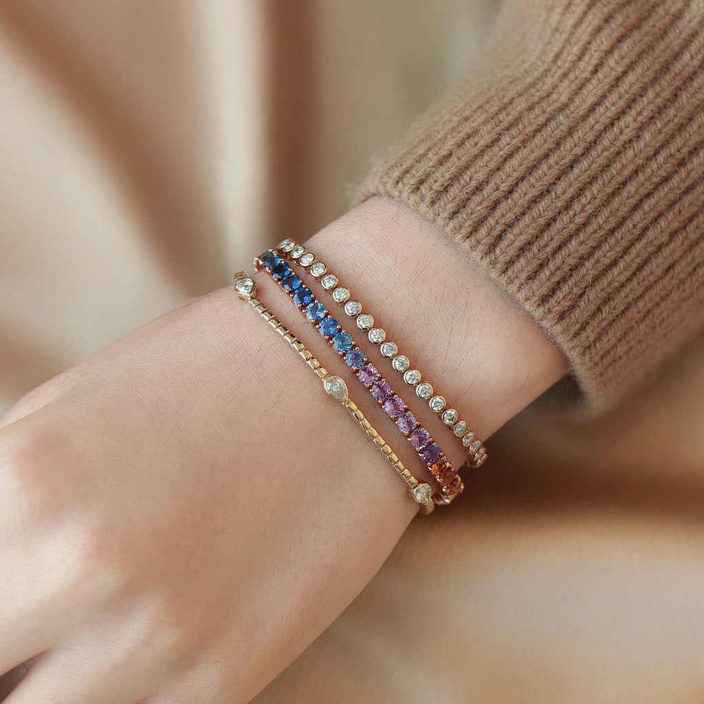 Brazalete Lumia Oro Rosa 18K con Zafiros.