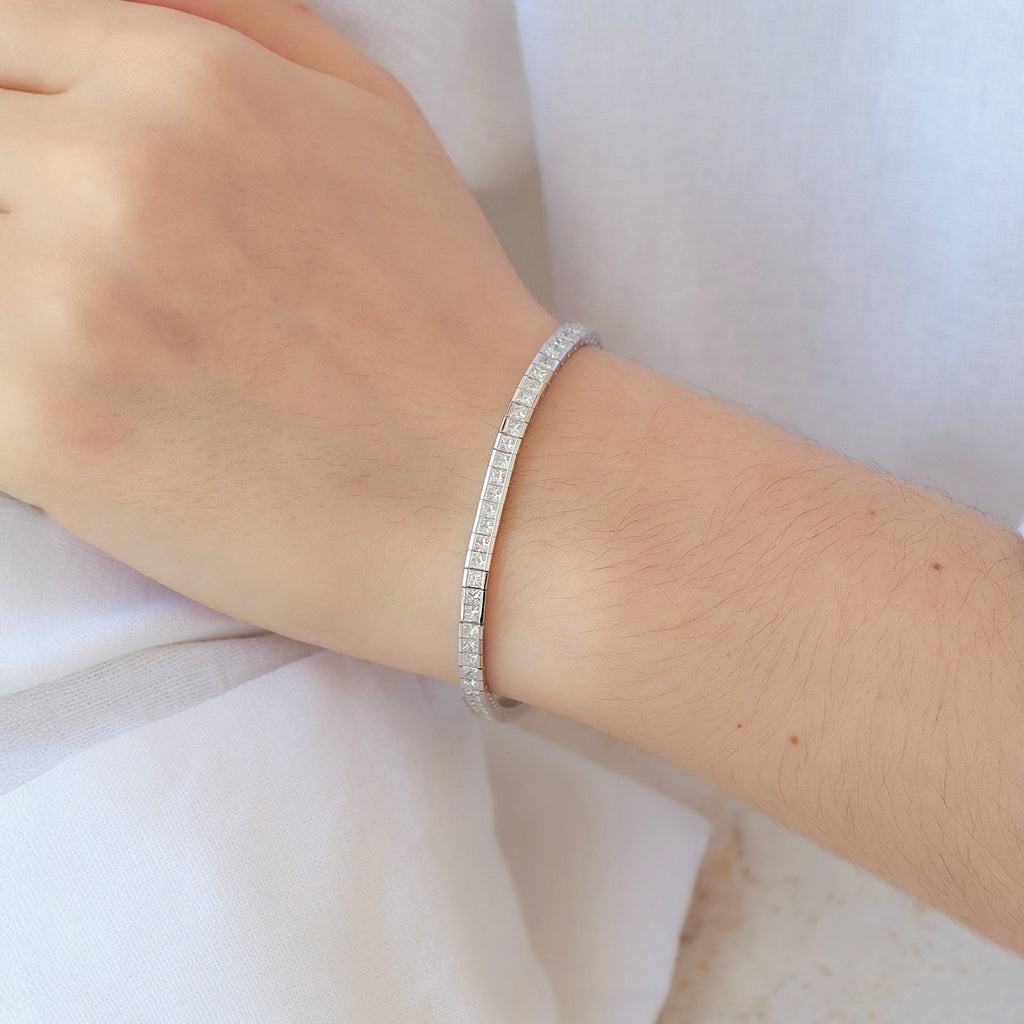 Brazalete Mosaic Prisma Quadro Oro Blanco 18K con Diamantes.