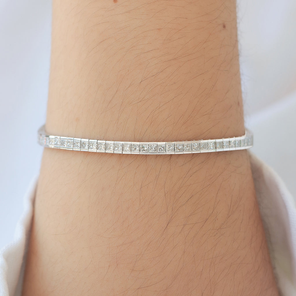 Brazalete Mosaic Prisma Quadro Oro Blanco 18K con Diamantes.
