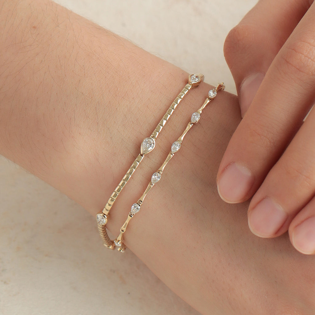 Brazalete Twiggy Oro Amarillo 14K con Diamantes.