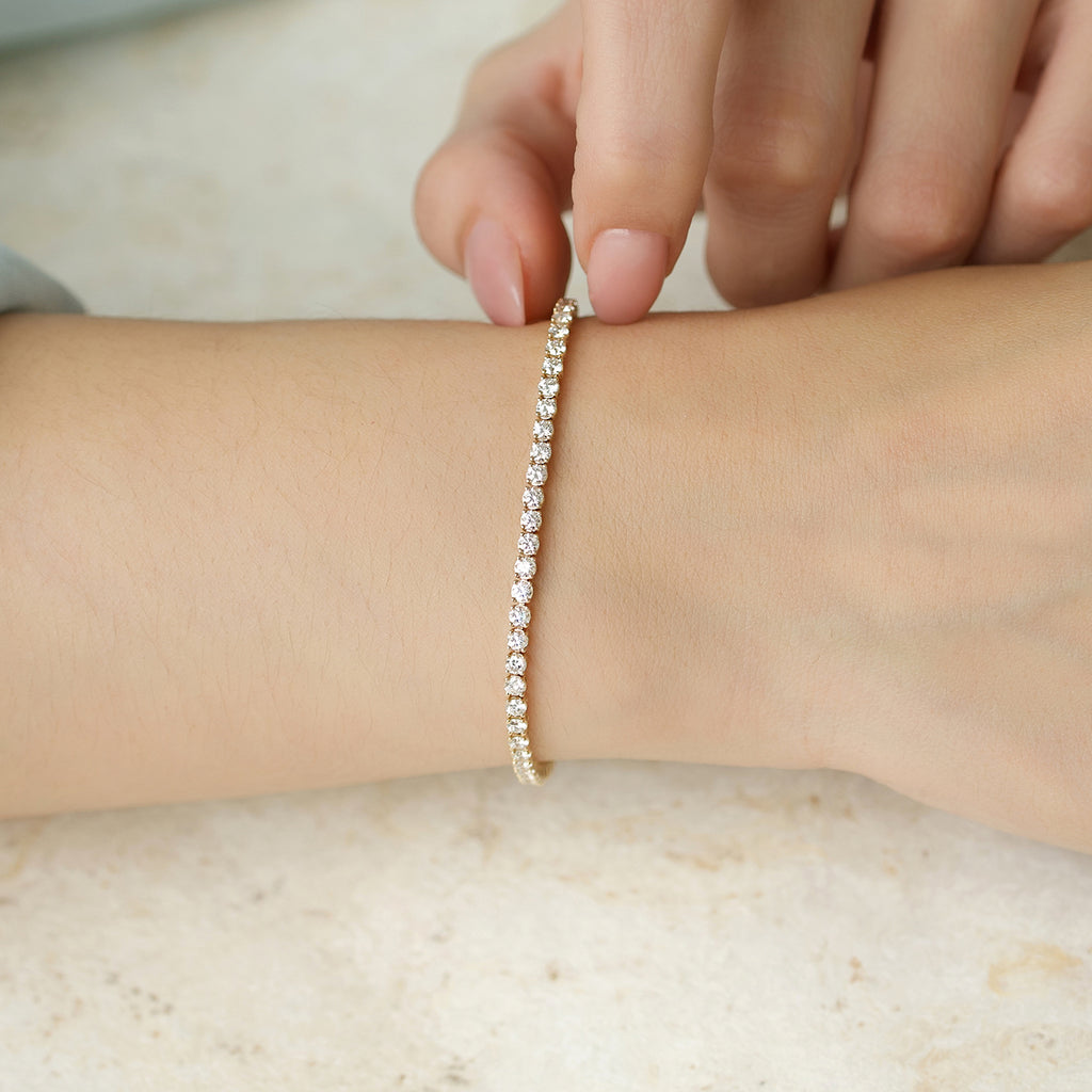 Brazalete Tennis Oro Amarillo 14K con Diamantes.