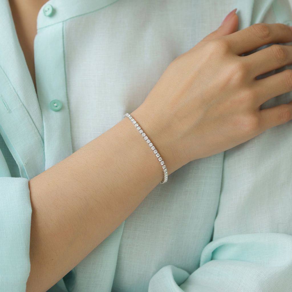 Brazalete Tennis Oro Blanco 14K con Diamantes.