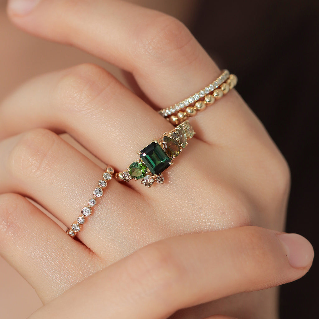 Anillo Evergreen Oro Amarillo 14K con Zafiro, Turmalina y Diamantes.