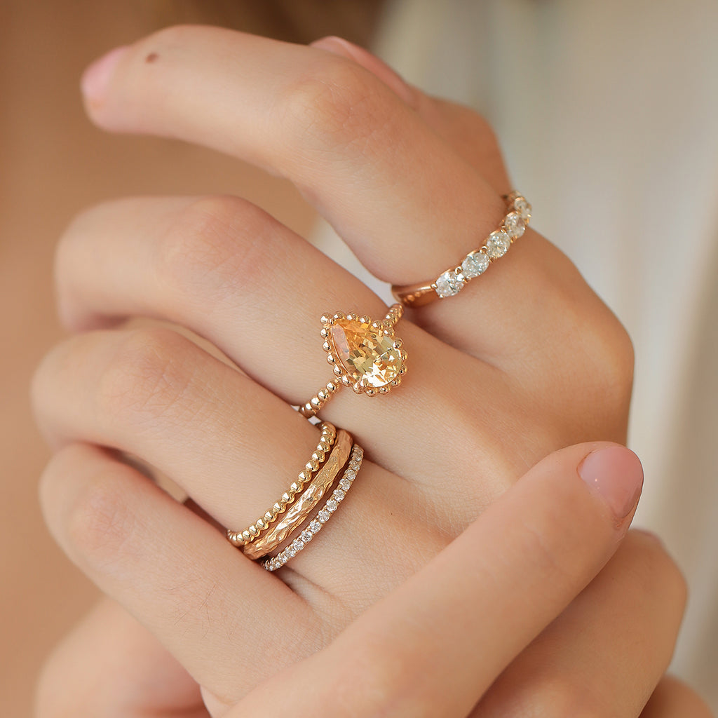 Anillo Elysa Oro Amarillo 14K con Topacio Imperial.