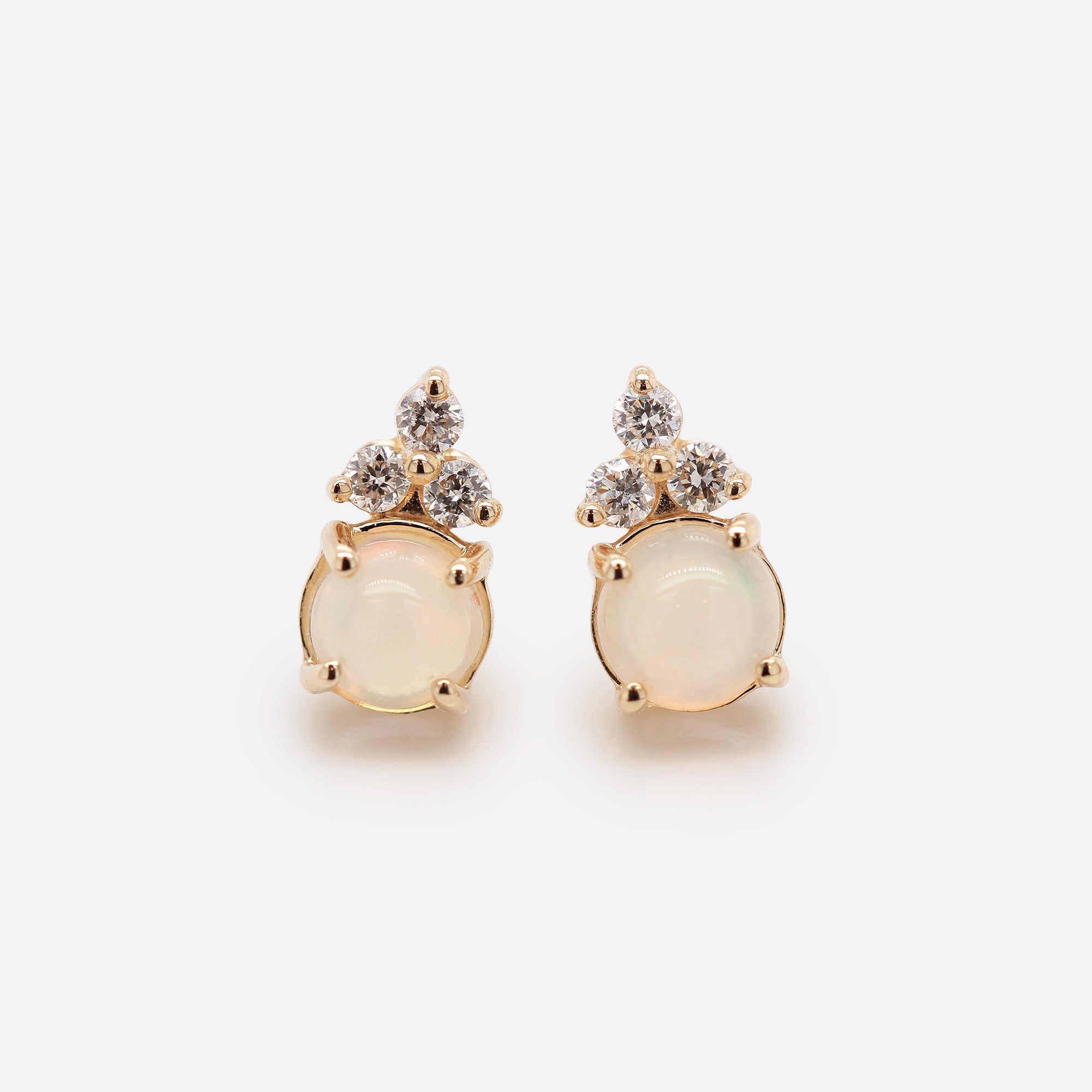 Aretes Lumeria Oro Amarillo 14K con Piedras Naturales y Diamantes.